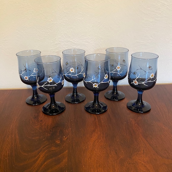 Vintage Set of 6 1970’s Libbey Smokey Blue Glass Dogwood Blossom 6 oz. Stemmed Wine Glasses.