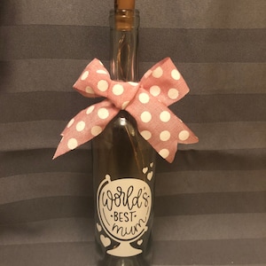 Enciende la botella del Día de la Madre.