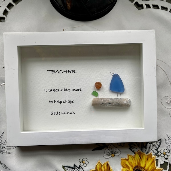 Sea Glass Pebble Art, Pebble Art Flower, Gift for Teacher, Friendship Gift, Seaglass Picture, Teacher Gift