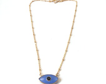 Collier oeil en calcédoine bleu plaque or