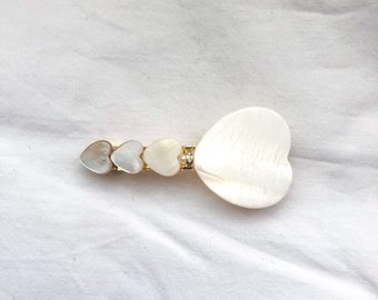 Big heart barrette in white mother-of-pearl