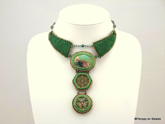 collier plastron original collier plastron original