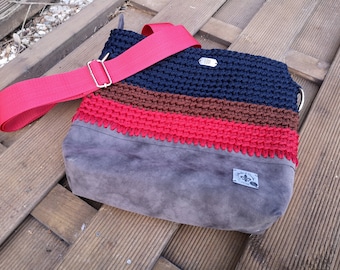 Women's shoulder bag "BIG Love"- crochet & sewn - red/brown/blue