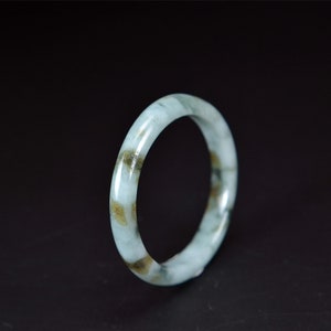 Bracelet de jade translucide sculpté à la main 54 mm 200520125 Vente de dégagement !