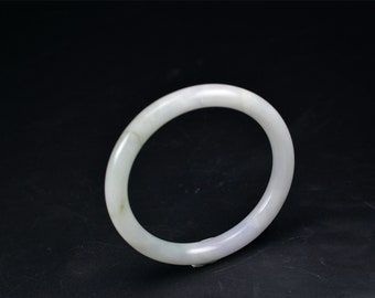 椭円型翡翠バングル 翡翠バングル 49.0 mm (1.93