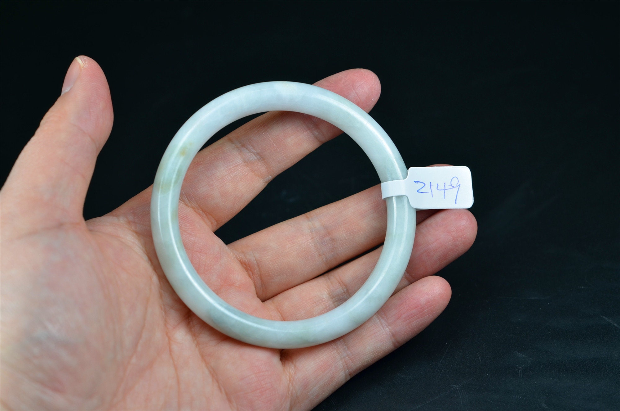 ホワイトジェダイト翡翠バングルブレスレット 60 mm BG01600003 - Etsy 