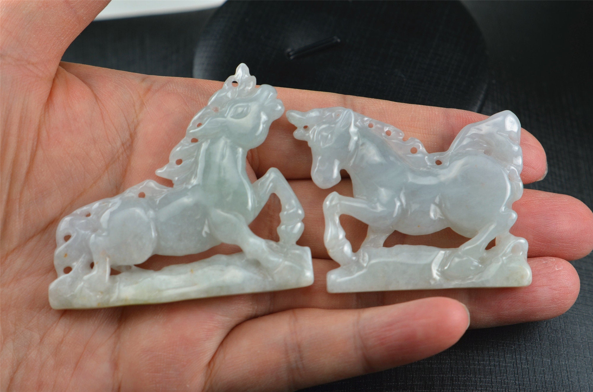 翡翠 馬の彫刻 約25cm 翡翠の馬の置物：白翡翠彫刻（手彫り、小型）JPT00000067 - Etsy 日本