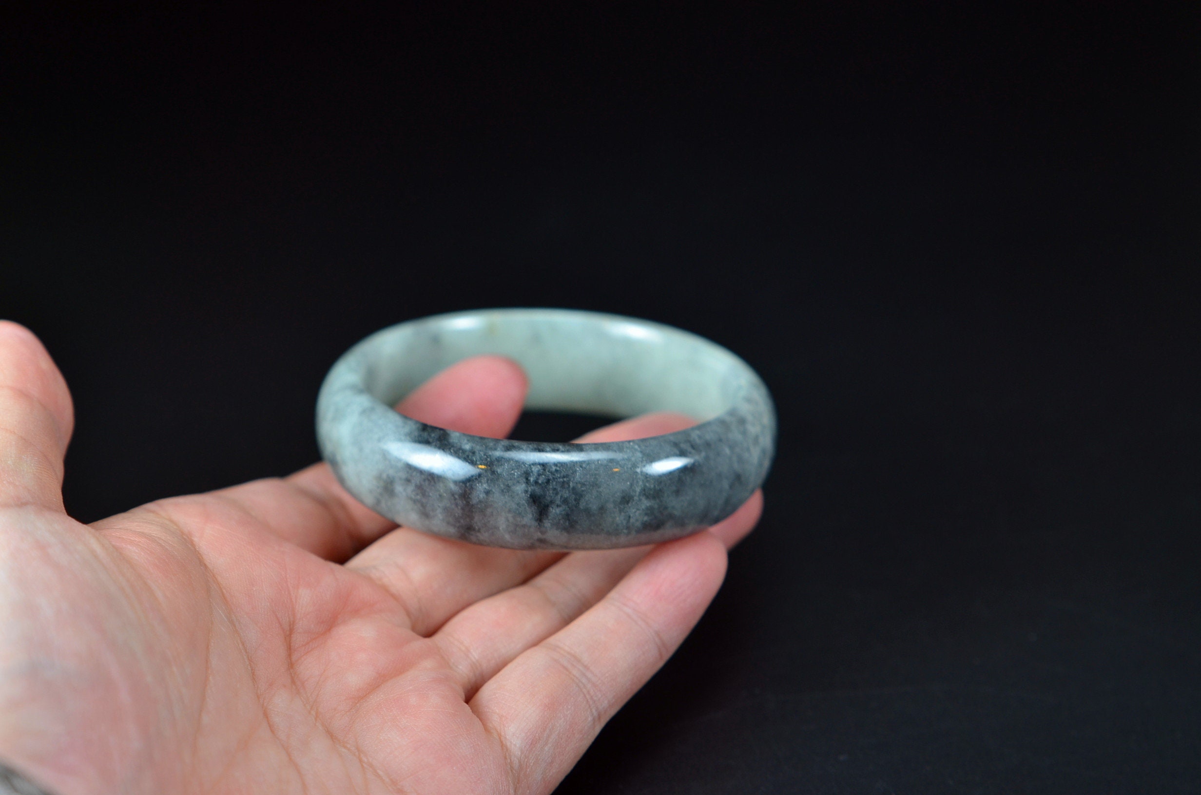 中国産グレー＆ブラック翡翠バングル 57 mm BG01570023 - Etsy 日本