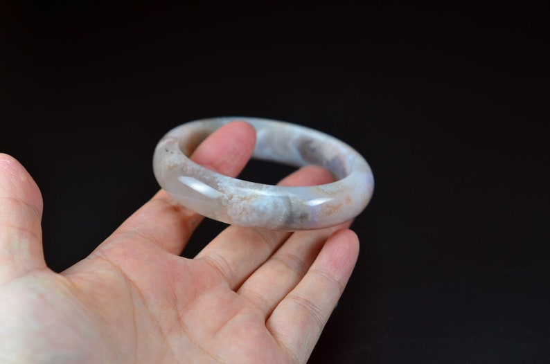 Sakura Agate Bangle Bracelet 58mm 20052016