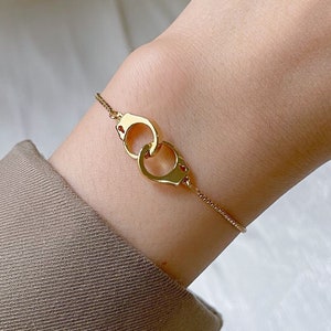 Partners in Crime Halskette, Gold Handschellen Halskette, BFF, Bff Geschenk, Bester Freund Geschenk, Freundschaft Halskette Bild 2