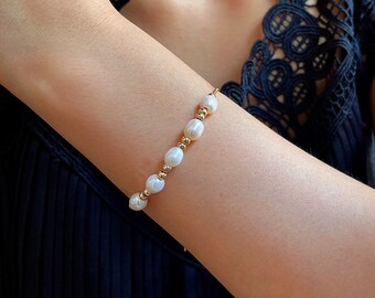 Natural Freshwater Pearl Beaded Bracelet, Wedding Jewelry Bracelet, Bridesmaids Bracelets, Gift for her, Birthday Gift, Ajustable Bracelet