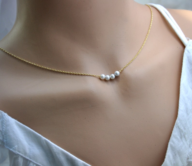 Wedding Pearl Necklace Dainty Pearl Necklace Best Friend Necklace Gold Necklace Bridesmaids Necklace Wedding Jewelry Pearl Jewelry