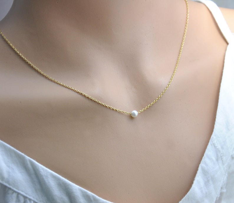 Gold Necklace Bridesmaids Necklace Wedding Jewelry Pearl Jewelry Simple Pearl Necklace Dainty Pearl Necklace Single Pearl Necklace