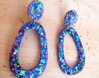 Boucles d'oreilles résine à paillettes "Ursula" /"Ursula" glitter epoxy resin earrings