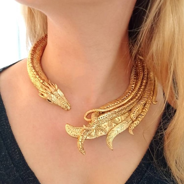 Collier dragon doré ras de cou / collier dragon feuille d'or / gilding leaf golden dragon choker necklace