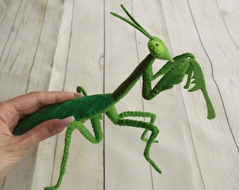 Realistic mantis figure from felt Kids learn bugs Green mantis felt toy Young naturalist gift felted bugs and beetles