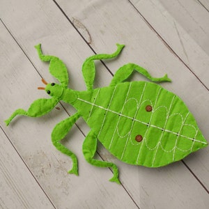 Felted Phylliidae - leaf bug realistic figure, Felt Phylliidae figure, realistic beetle felt, Learn insects felt figure