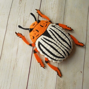 Realistic Colorado potato beetle from felt Kids learn felted bugs felt beetle - young naturalist gift Realistic Colorado beetle toy