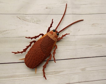 Cockroach realistic figure Felted american cockroach Insect figure Felt bugs for kids education Learning nature with little naturalist