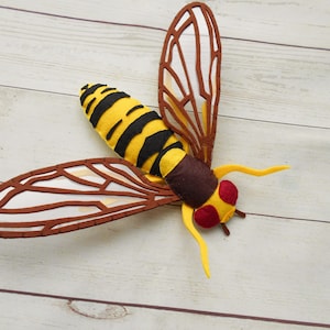 Realistic Marmalade Hoverfly from felted Hoverfly figure Felt Episyrphus balteatus Narutalist gift Learning bugs Felted insect