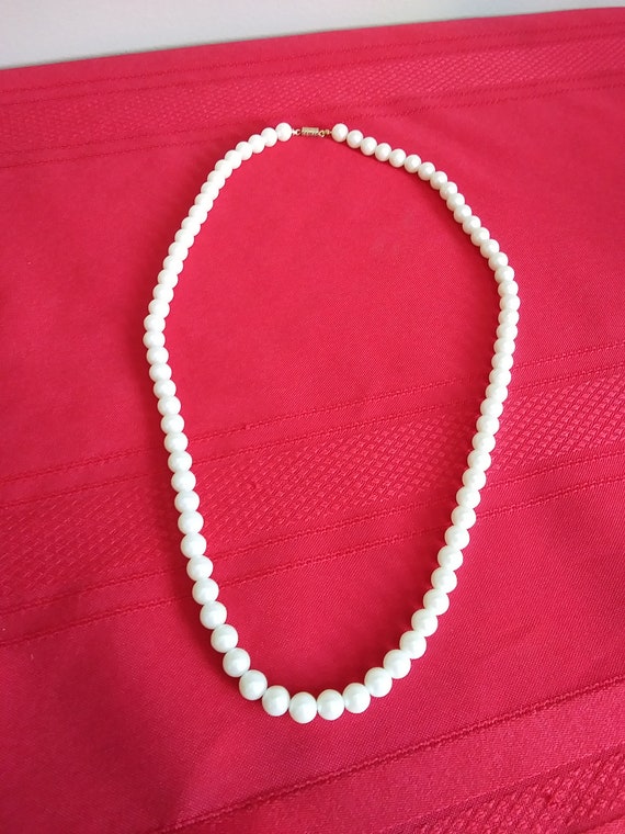 24" Vintage faux pearl necklace white pink gold - image 1