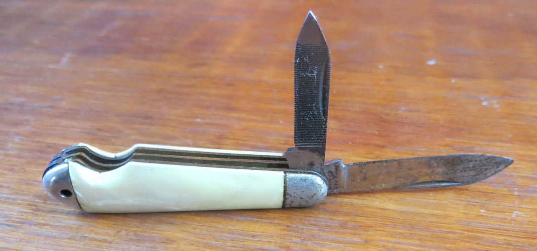 Vintage Hammer Brand Folding Pocket Knife Mother of Peril Blade File 