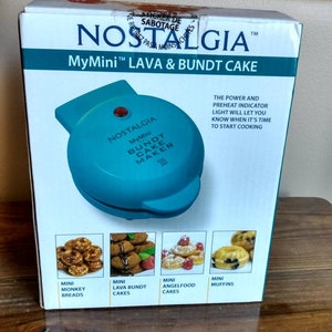 Nostalgia MyMini Personal Electric Bundt Cake Maker
