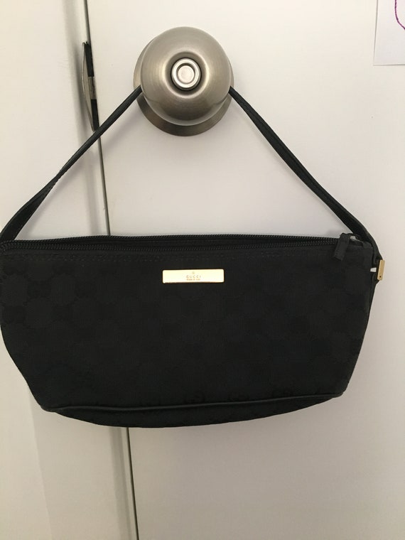 gucci logo bag