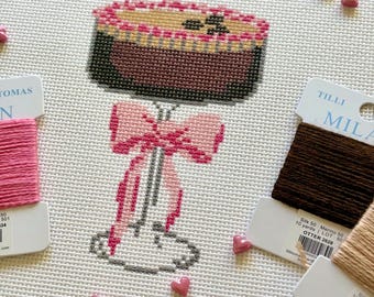 Valentines Espresso Martini Cocktail with Bow - Handpainted 13 mesh