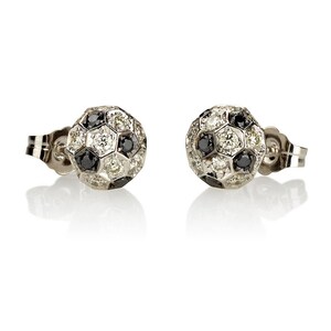 14k Gold Stud Earrings image 3