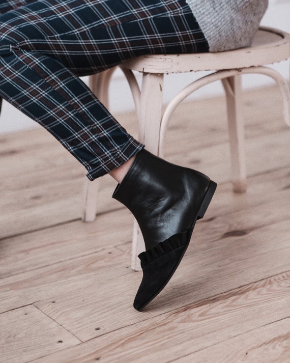 comfortable flat ankle boots