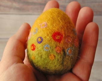 Needle Felted Wool Easter Egg: Floral Summer Ornament