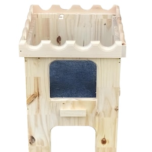 Rabbit Castle Tower ( ramp sold separately)