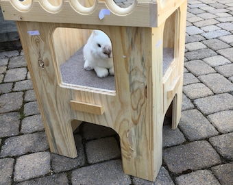 Rabbit Castle Tower ( ramp sold separately)