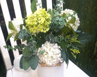 Blumenstrauß Schneeball und Eukalyptus künstlich 45 cm Tischdeko Kunstblumen