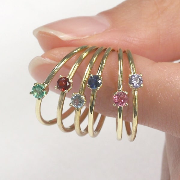 Dainty Birthstone Ring / 14k Gold Birthstone Ring / Hammered Ring / 14k Simple Ring / Minimalist Gemstone Ring / Everyday Ring / Stack Ring