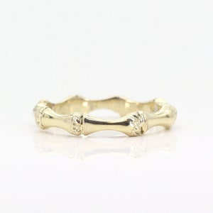 竹バンド / ユニセックスバンド / 14K ソリッドゴールド竹パターンバンド / スタッキング竹リング / 繊細なバンド / 14K ゴールドバンド / カップルリング