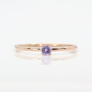 Solitaire Birthstone Ring / 14k Gold Alexandrite Ring / June Birthstone Ring / 14k Solid Gold Stackable Ring / Simple Birthstone Jewelry