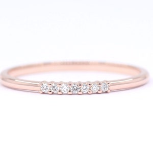 7 Diamond Dainty Ring / 14k Gold Ring / 14k Gold Diamond Stackable Ring / Diamond Band / Diamond Wedding Band / Diamond Ring / Stack Ring