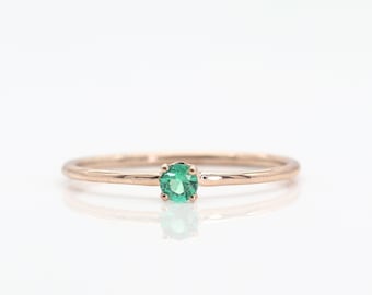 14K Solid Gold Emerald Ring: Hammered May Birthstone Stack Ring