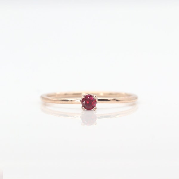 Dainty Hammered Ring / 14k Birthstone Ruby Ring / July Birthstone Ring / 14k Solid Gold Ring / 14k Gold Ruby Ring / Simple Wedding Ring