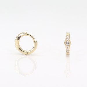 Diamond Tiny Hoop Earring / 14k Solid Huggie Earring / Real Diamond Hoop / 14k Gold Earring / Tiny Earrings / Cartilage Hoop