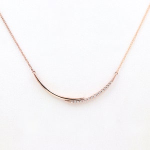 Diamond Curved Necklace / 14k Gold Necklace / High Quality Diamond Necklace / Genuine Diamond Necklace / Everyday Necklace / Curved Pendant