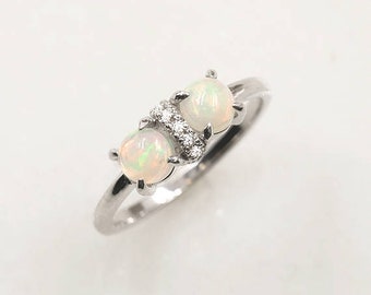 Natural Opal Wedding Ring / 14k Opal Diamond Ring / Diamond Wedding Ring / 14k Gold Engagement Ring / 14k Opal Ring / Opal Bridal Ring