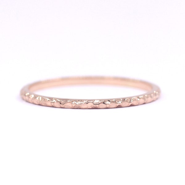 1.2mm Hammered Plain Wedding Band / 14k Solid Gold Ring / 14k Wedding Ring / Simple Stacking Ring / Tiny Ring / Hammered Band / Plain Band