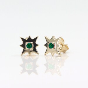 North Star Emerald Earrings / 14k Shooting Star Emerald Earrings / Starburst Cluster Earring / Shooting Star Earrings / Star Stud Earrings