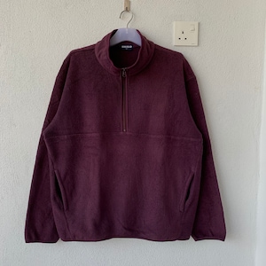 UNIQLO fleece sweatshirt quarter zip.. plain color. vintage sweatshirt.. japanese brand.. size L