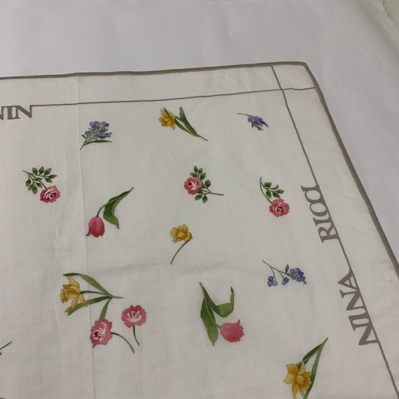 NINA RICCI scarf flower design.. handkerchief ban… - image 10