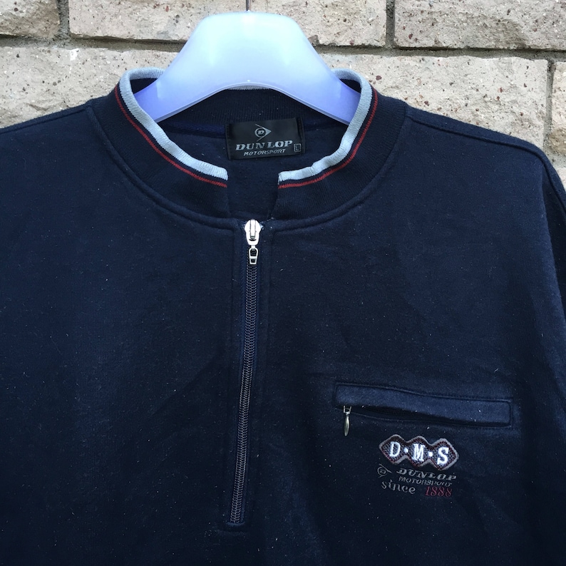 DUNLOP MOTORSPORT D.M.S sweatshirt spellout embroidered small logo. pocket sweatshirt..vintage sweatshirt . size L
