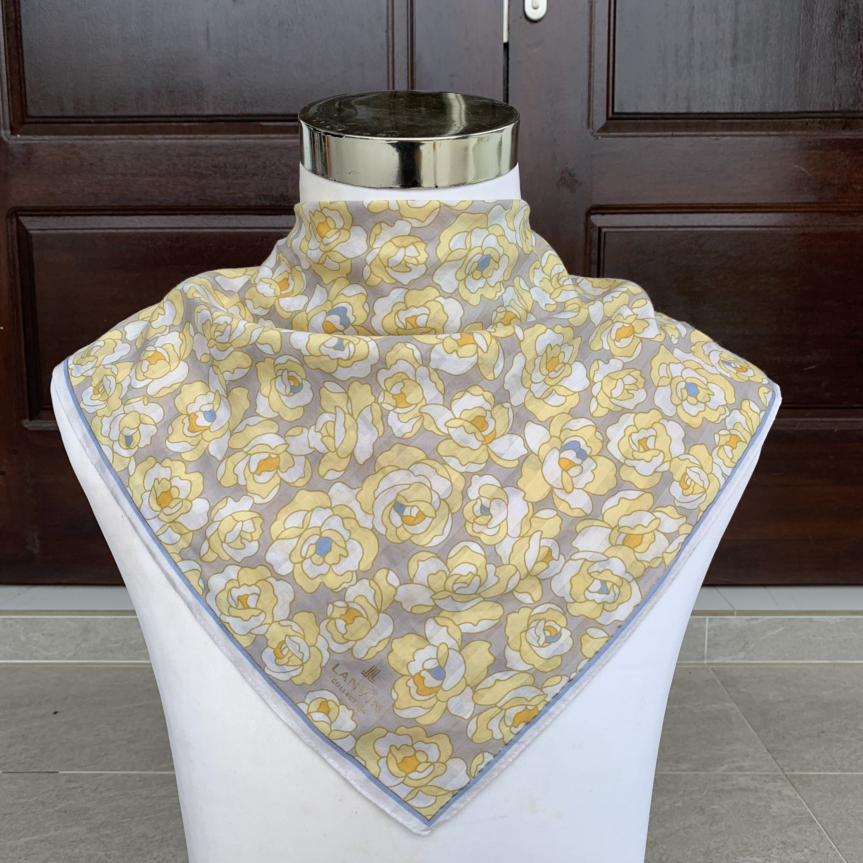 Foulard Vintage LANVIN En Soie - Carré, Rouge, Motif Géométrique, Fait Main, Très Bon état
